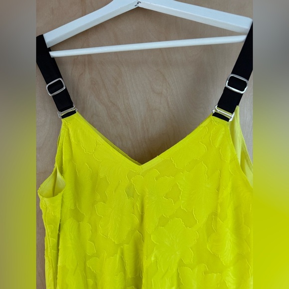 DKNY Clipped Jacquard Floral Dress - Picture 11 of 13